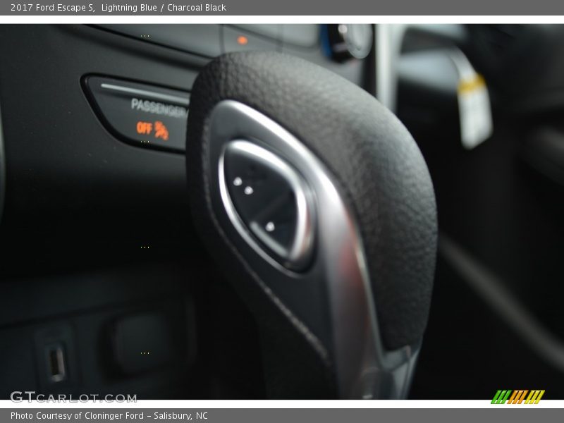 Lightning Blue / Charcoal Black 2017 Ford Escape S
