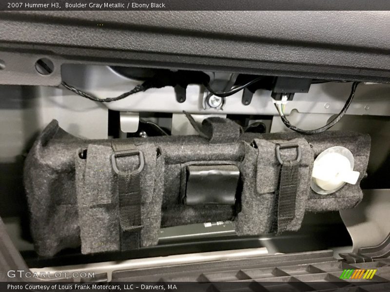 Boulder Gray Metallic / Ebony Black 2007 Hummer H3