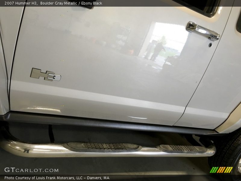 Boulder Gray Metallic / Ebony Black 2007 Hummer H3