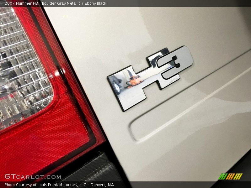 Boulder Gray Metallic / Ebony Black 2007 Hummer H3
