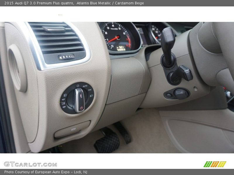 Atlantis Blue Metallic / Cardamom Beige 2015 Audi Q7 3.0 Premium Plus quattro