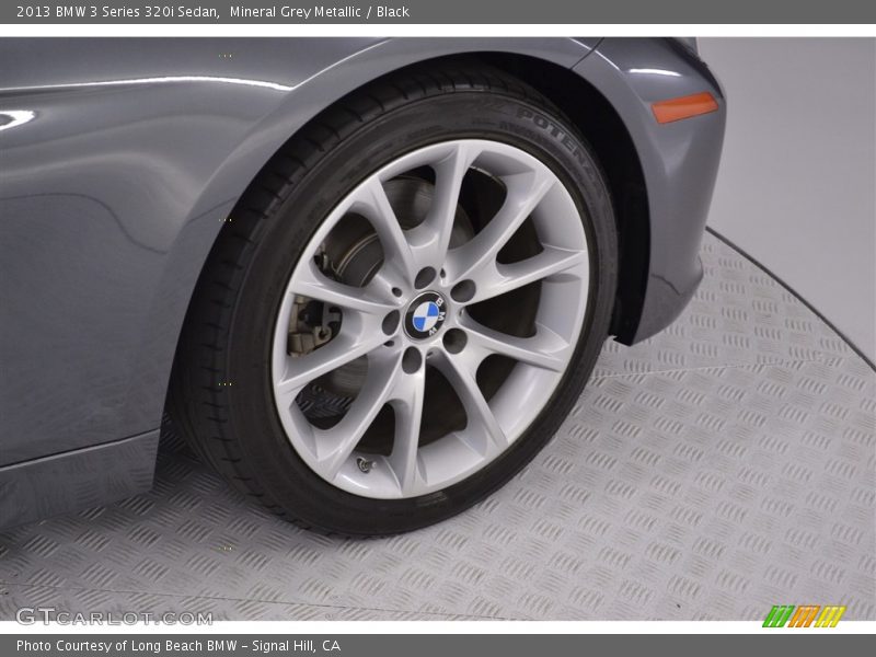 Mineral Grey Metallic / Black 2013 BMW 3 Series 320i Sedan