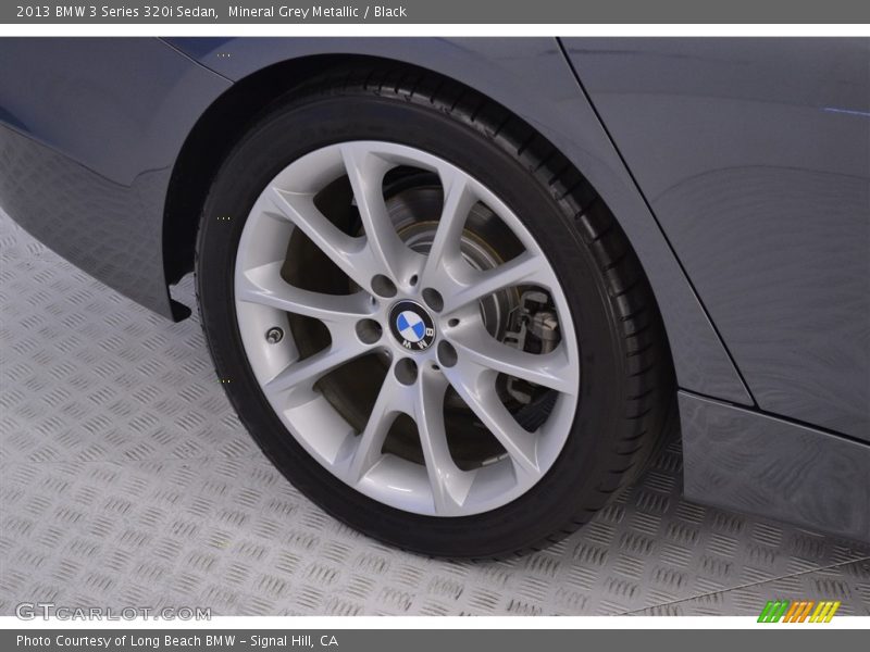 Mineral Grey Metallic / Black 2013 BMW 3 Series 320i Sedan