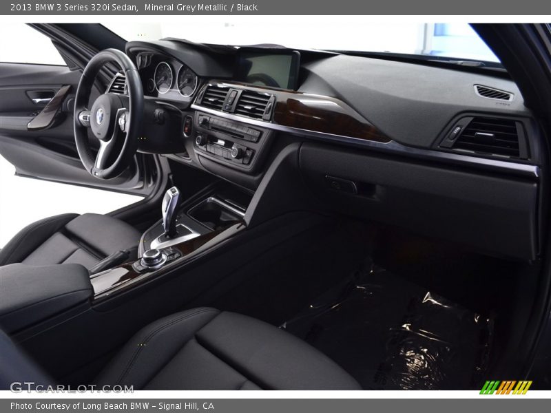 Mineral Grey Metallic / Black 2013 BMW 3 Series 320i Sedan