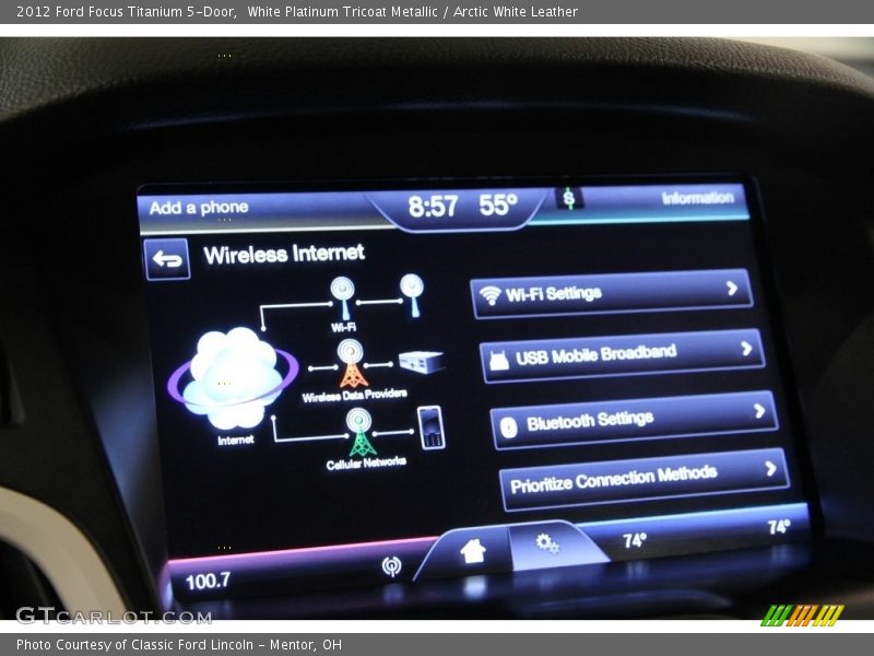 White Platinum Tricoat Metallic / Arctic White Leather 2012 Ford Focus Titanium 5-Door