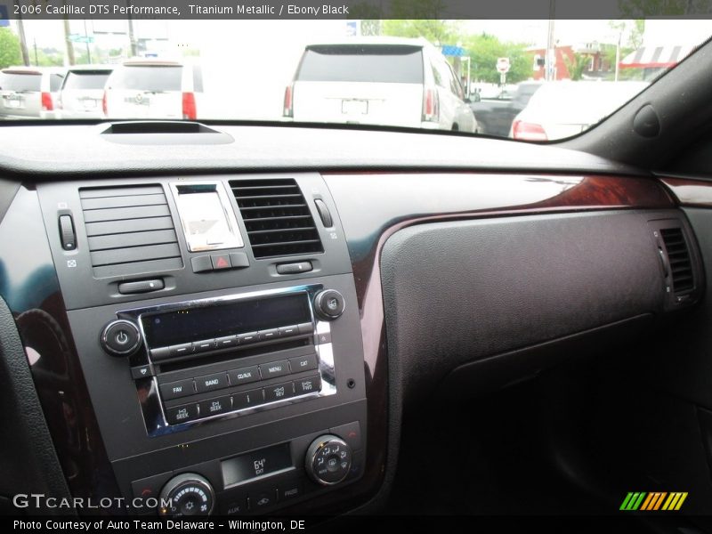 Titanium Metallic / Ebony Black 2006 Cadillac DTS Performance