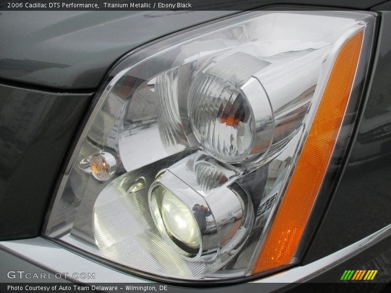 Titanium Metallic / Ebony Black 2006 Cadillac DTS Performance