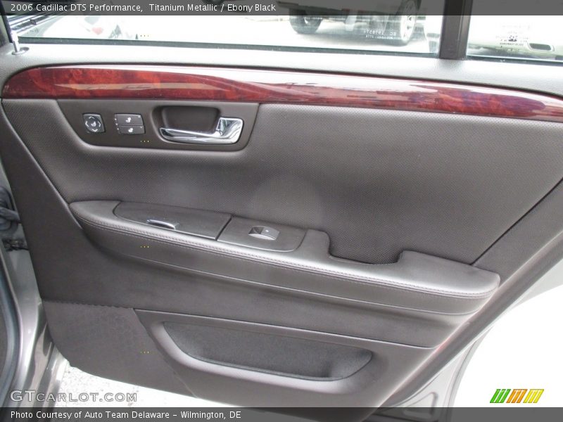 Titanium Metallic / Ebony Black 2006 Cadillac DTS Performance