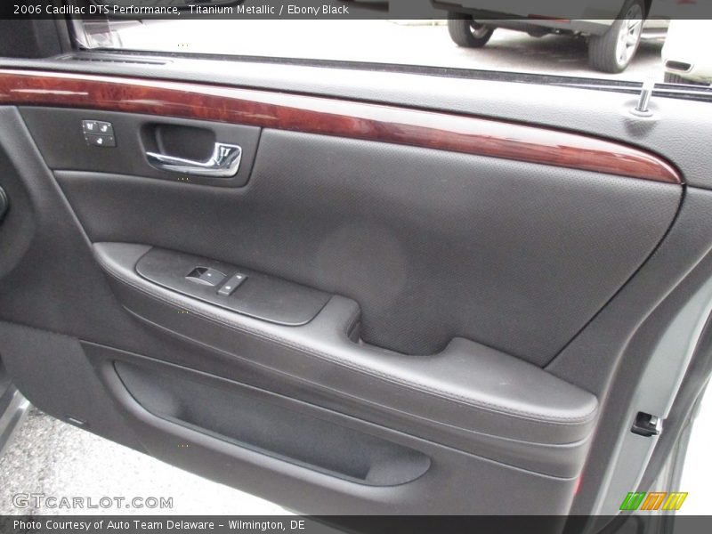Titanium Metallic / Ebony Black 2006 Cadillac DTS Performance