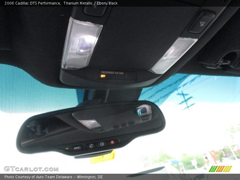Titanium Metallic / Ebony Black 2006 Cadillac DTS Performance