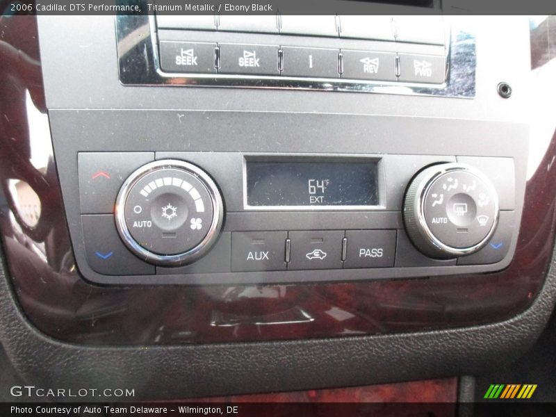Titanium Metallic / Ebony Black 2006 Cadillac DTS Performance