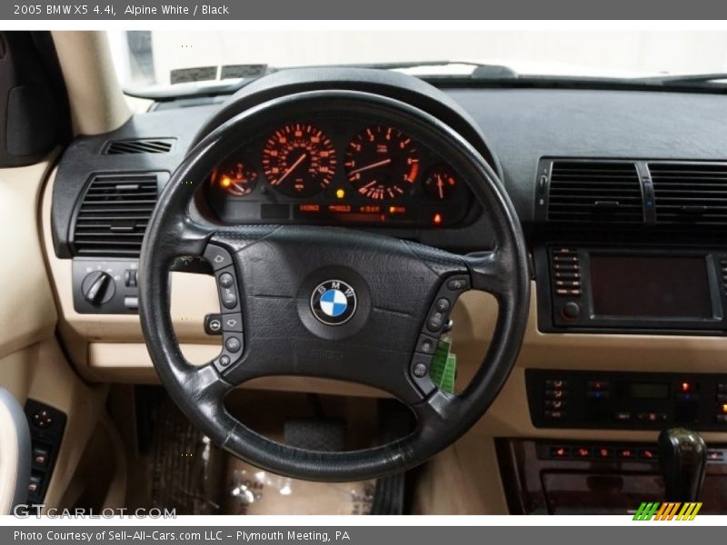 Alpine White / Black 2005 BMW X5 4.4i