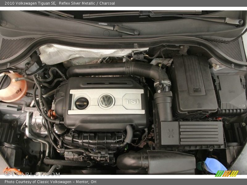 Reflex Silver Metallic / Charcoal 2010 Volkswagen Tiguan SE