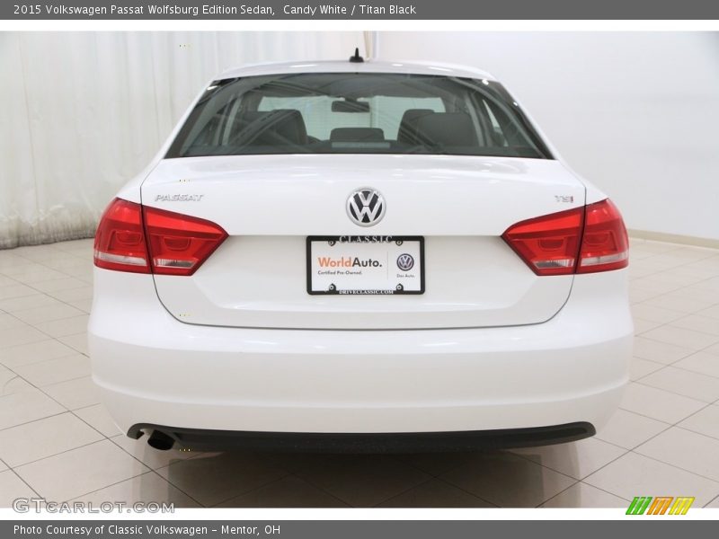 Candy White / Titan Black 2015 Volkswagen Passat Wolfsburg Edition Sedan