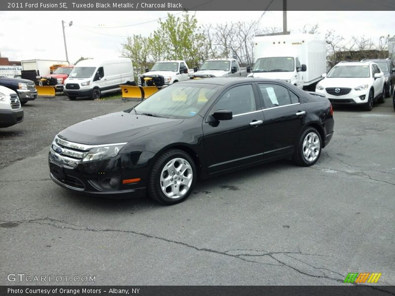 Tuxedo Black Metallic / Charcoal Black 2011 Ford Fusion SE