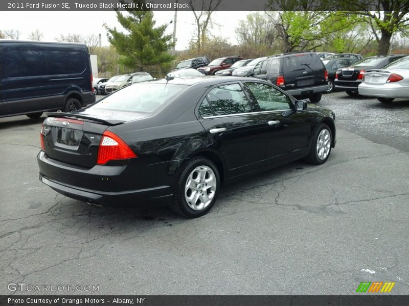 Tuxedo Black Metallic / Charcoal Black 2011 Ford Fusion SE