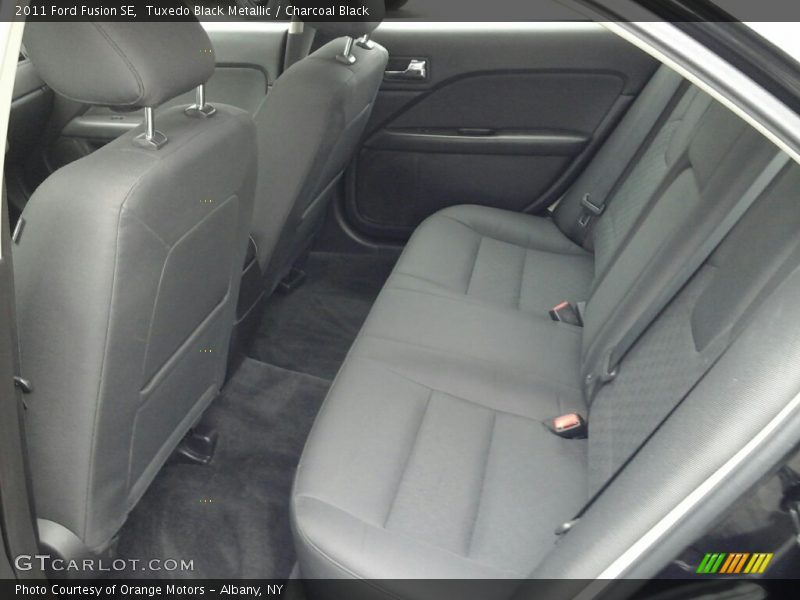 Tuxedo Black Metallic / Charcoal Black 2011 Ford Fusion SE