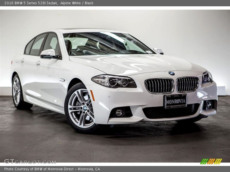 Alpine White / Black 2016 BMW 5 Series 528i Sedan