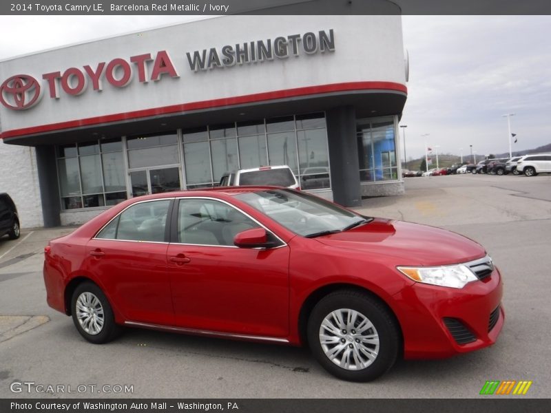 Barcelona Red Metallic / Ivory 2014 Toyota Camry LE