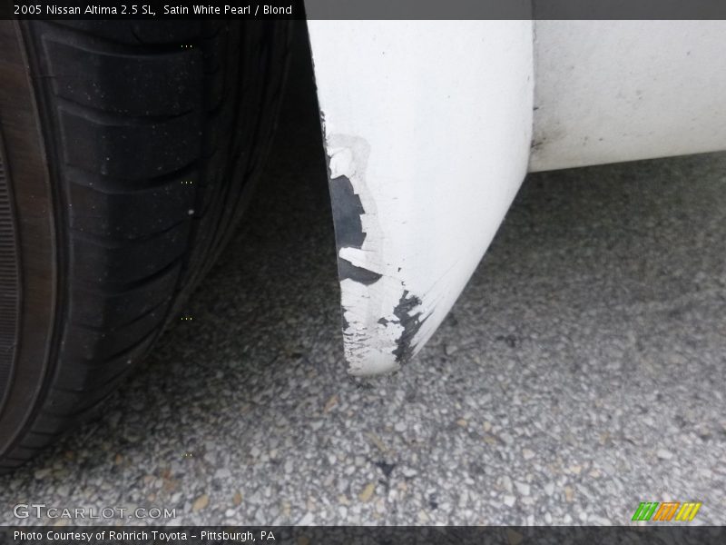 Satin White Pearl / Blond 2005 Nissan Altima 2.5 SL