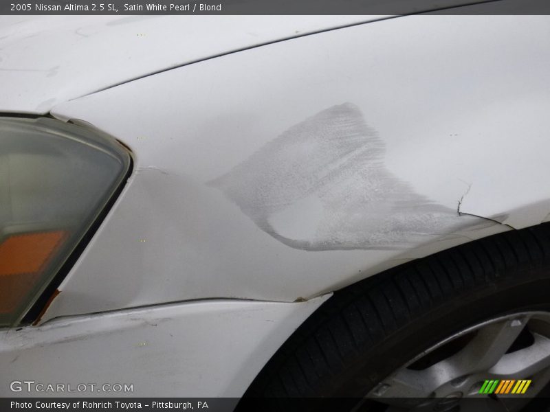 Satin White Pearl / Blond 2005 Nissan Altima 2.5 SL