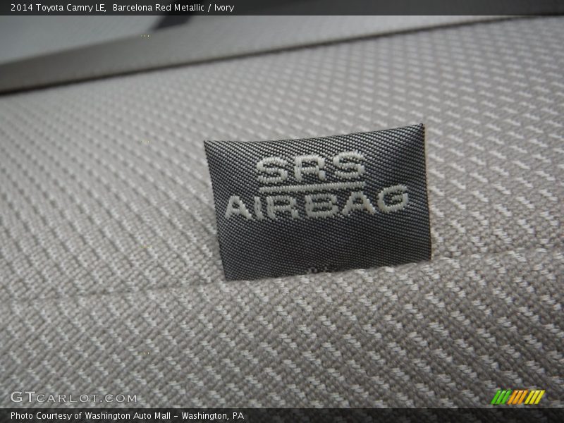 Barcelona Red Metallic / Ivory 2014 Toyota Camry LE