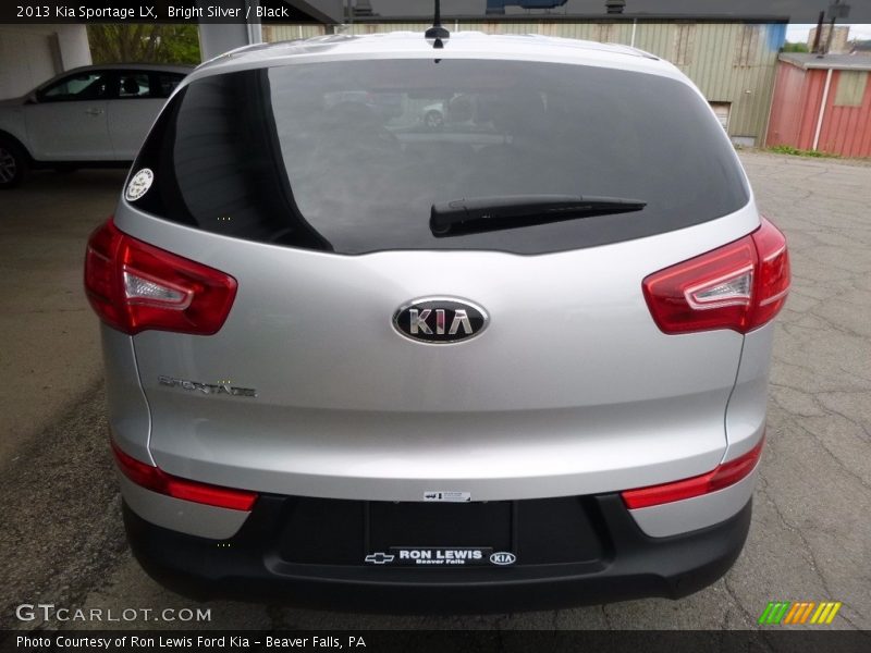 Bright Silver / Black 2013 Kia Sportage LX