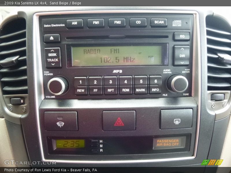 Sand Beige / Beige 2009 Kia Sorento LX 4x4