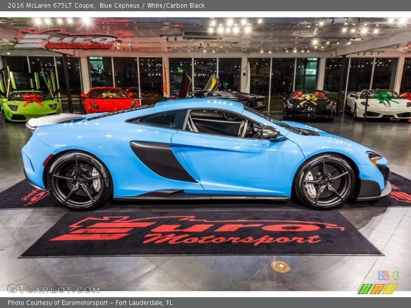Blue Cepheus / White/Carbon Black 2016 McLaren 675LT Coupe