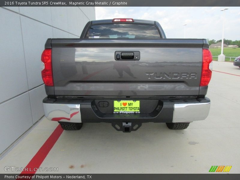 Magnetic Gray Metallic / Graphite 2016 Toyota Tundra SR5 CrewMax