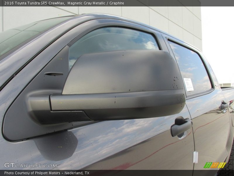 Magnetic Gray Metallic / Graphite 2016 Toyota Tundra SR5 CrewMax