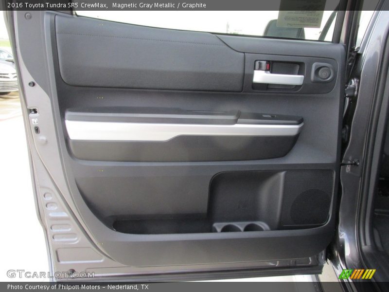 Magnetic Gray Metallic / Graphite 2016 Toyota Tundra SR5 CrewMax