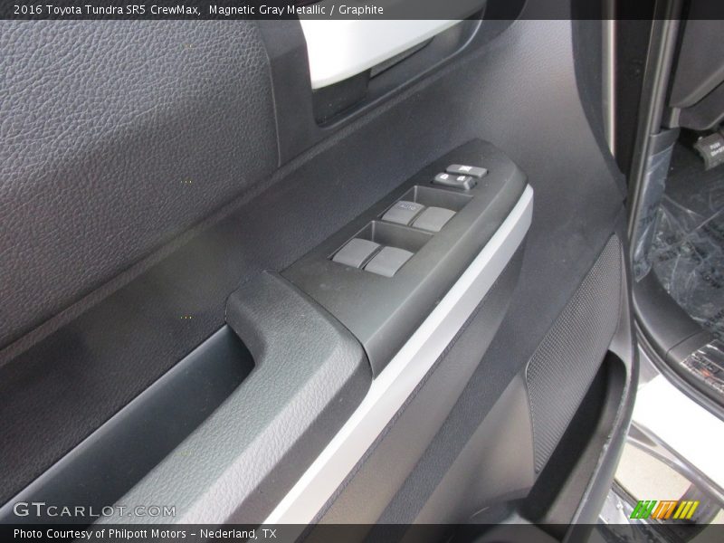 Magnetic Gray Metallic / Graphite 2016 Toyota Tundra SR5 CrewMax