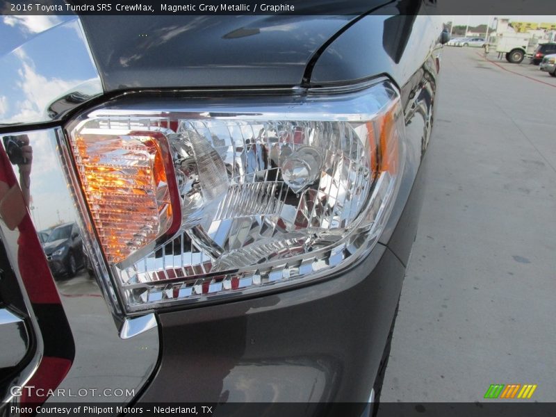 Magnetic Gray Metallic / Graphite 2016 Toyota Tundra SR5 CrewMax