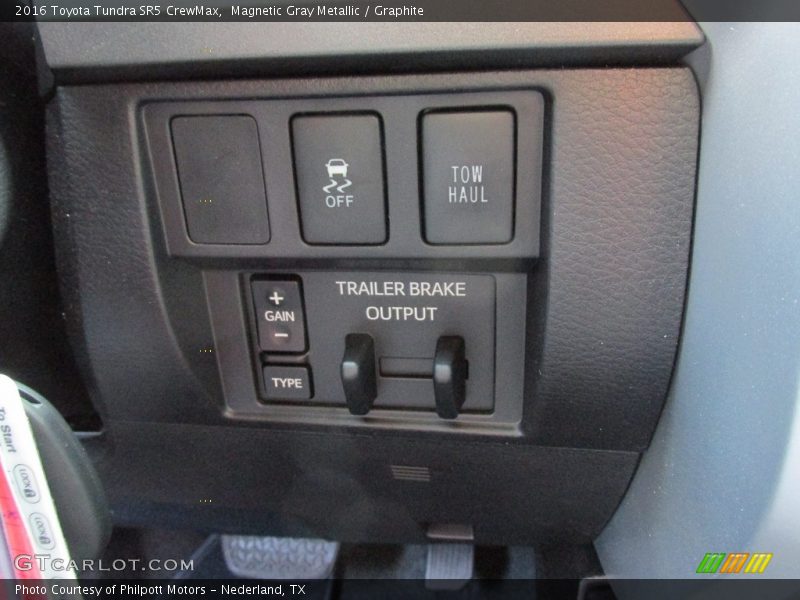 Magnetic Gray Metallic / Graphite 2016 Toyota Tundra SR5 CrewMax