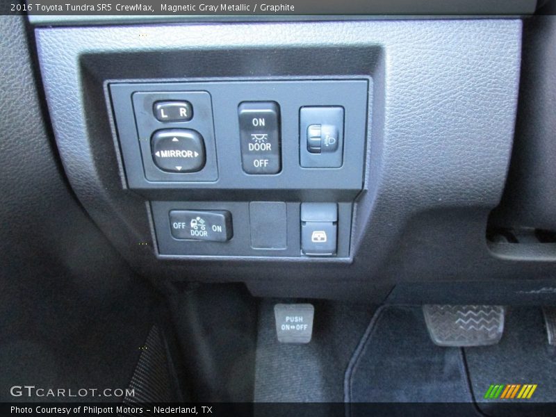 Magnetic Gray Metallic / Graphite 2016 Toyota Tundra SR5 CrewMax