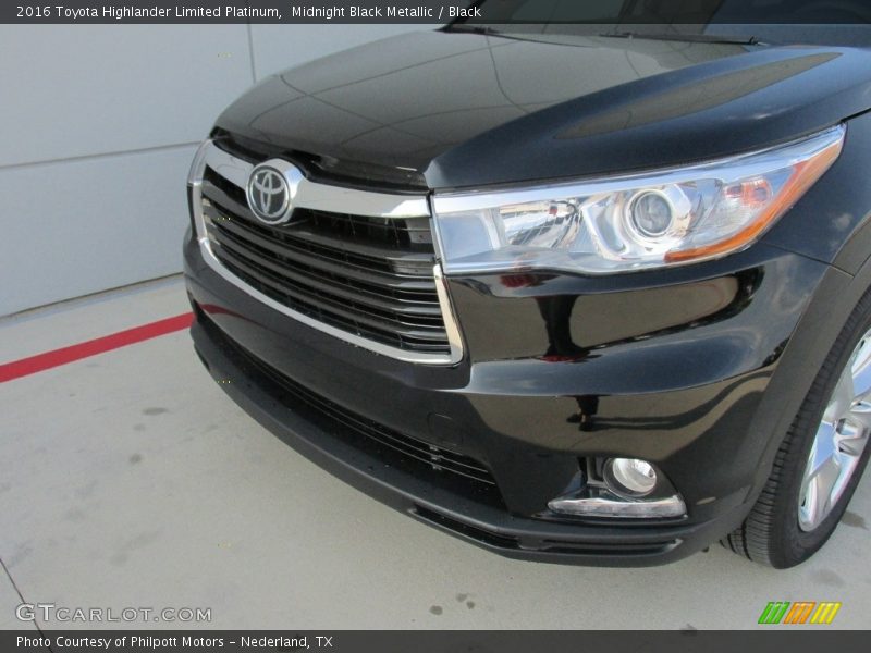 Midnight Black Metallic / Black 2016 Toyota Highlander Limited Platinum