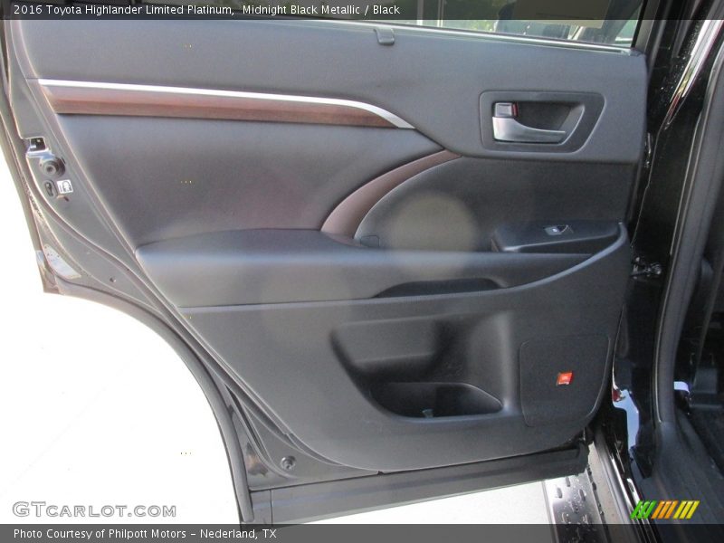 Midnight Black Metallic / Black 2016 Toyota Highlander Limited Platinum