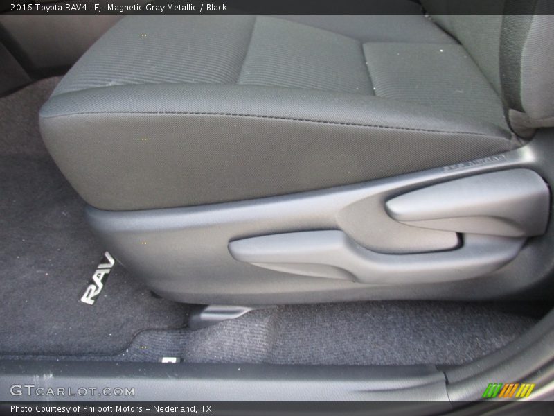 Magnetic Gray Metallic / Black 2016 Toyota RAV4 LE