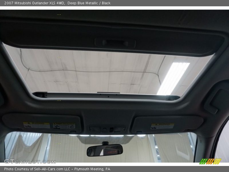 Deep Blue Metallic / Black 2007 Mitsubishi Outlander XLS 4WD