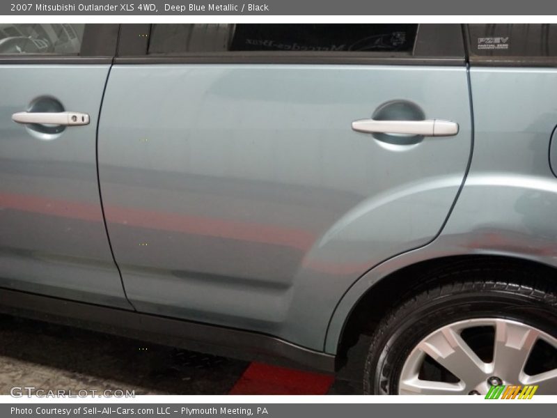 Deep Blue Metallic / Black 2007 Mitsubishi Outlander XLS 4WD