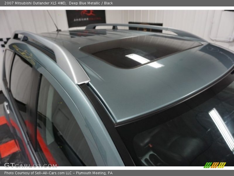 Deep Blue Metallic / Black 2007 Mitsubishi Outlander XLS 4WD