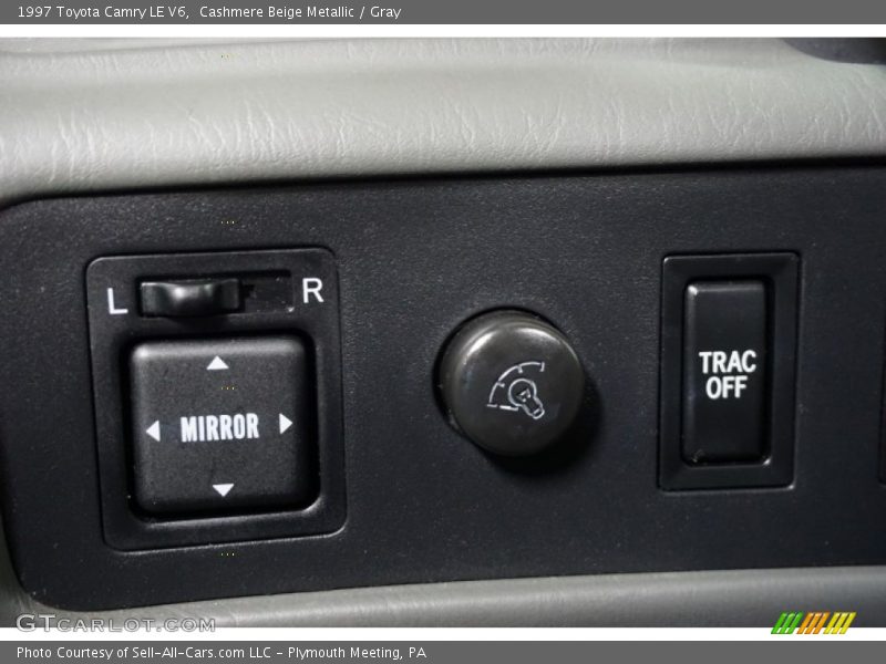 Cashmere Beige Metallic / Gray 1997 Toyota Camry LE V6