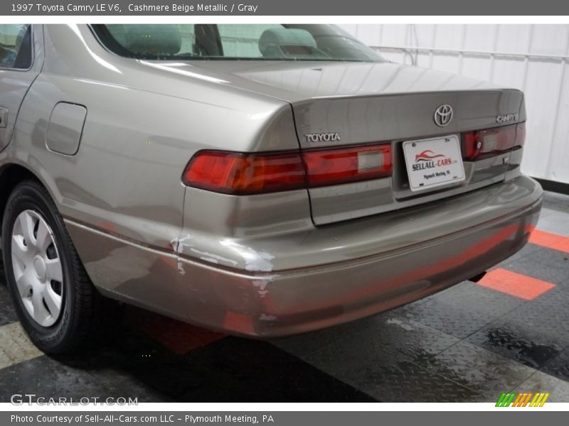 Cashmere Beige Metallic / Gray 1997 Toyota Camry LE V6