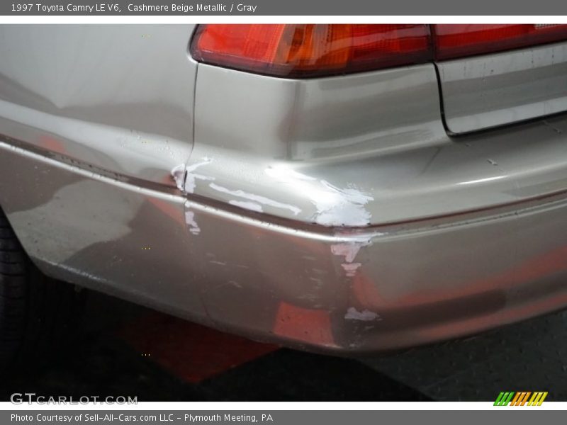 Cashmere Beige Metallic / Gray 1997 Toyota Camry LE V6