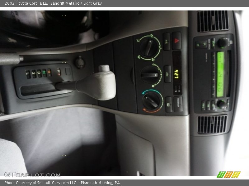 Sandrift Metallic / Light Gray 2003 Toyota Corolla LE