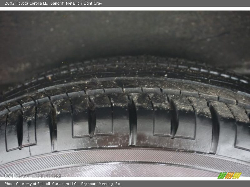 Sandrift Metallic / Light Gray 2003 Toyota Corolla LE