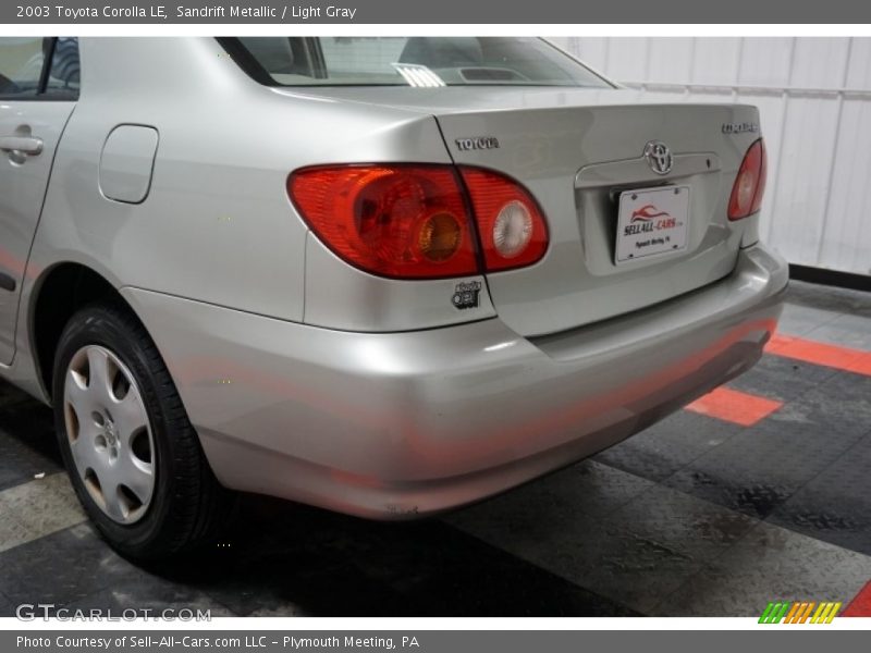 Sandrift Metallic / Light Gray 2003 Toyota Corolla LE