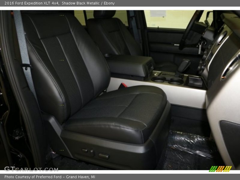 Shadow Black Metallic / Ebony 2016 Ford Expedition XLT 4x4