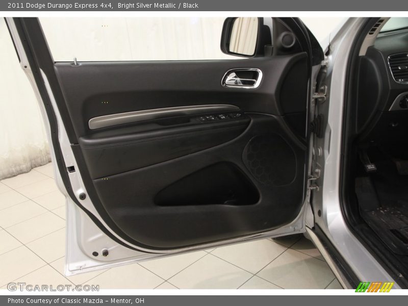 Bright Silver Metallic / Black 2011 Dodge Durango Express 4x4